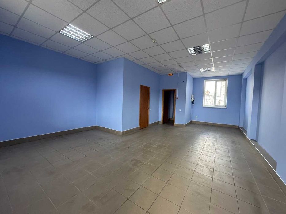 Продаж комерційної  нерухомості у м. Волочиськ