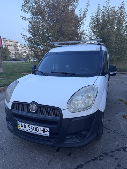Fiat Doblo Maxi 2011 • 1.4 Газ/бензин • Парктроники