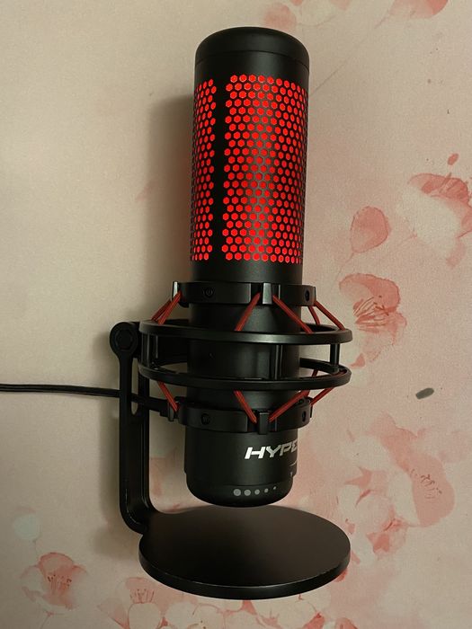 Геймерский микрофон HyperX QuadCast