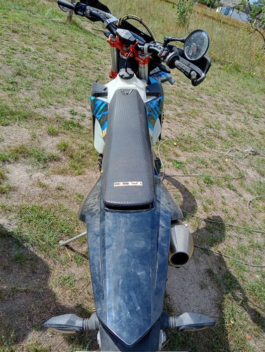 Продаєця кові CRS 250