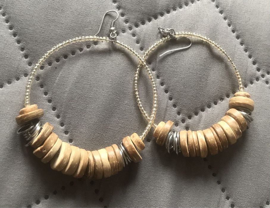 Kolczyki Koła Beżowo-kremowe 5,7 cm Nowe