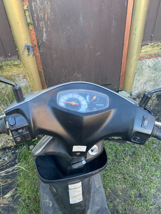Suzuki Adress v50