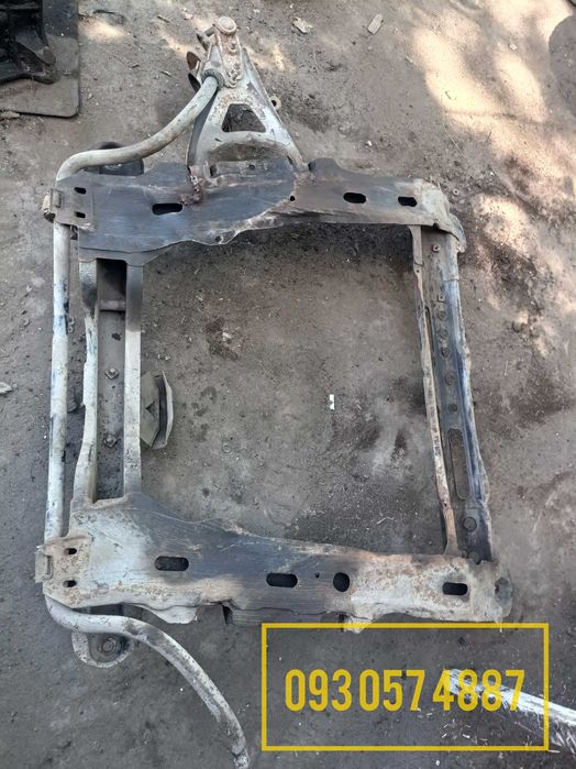 Підрамник передній Рено 9, 11 передня балка Renault 9 11 19