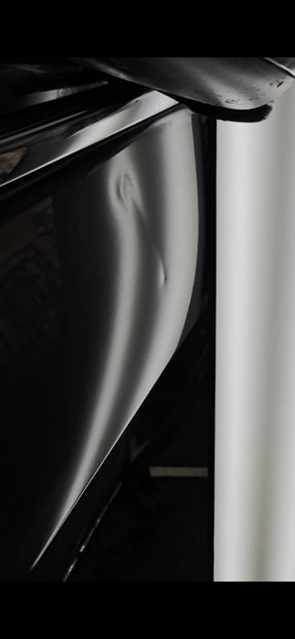 Видалення вмятин технікою PDR