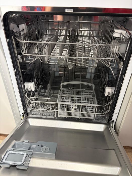 Máquina de Lavar Loiça Meireles MLL 126 W