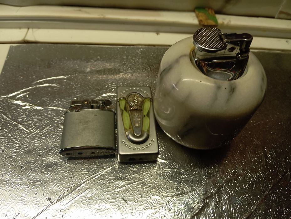 Porządki domowe zapalniczki