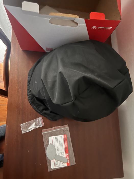 Capacete modular novo tamanho 54