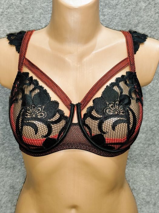 Бюстгальтер 85CD