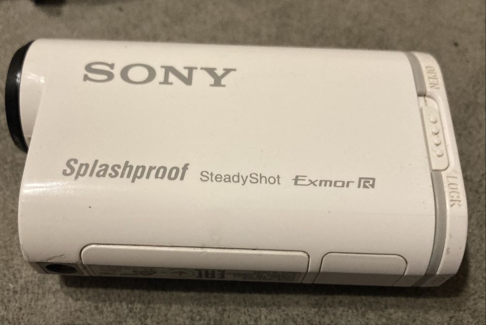 Экшн камера Sony HDR-AS200V
