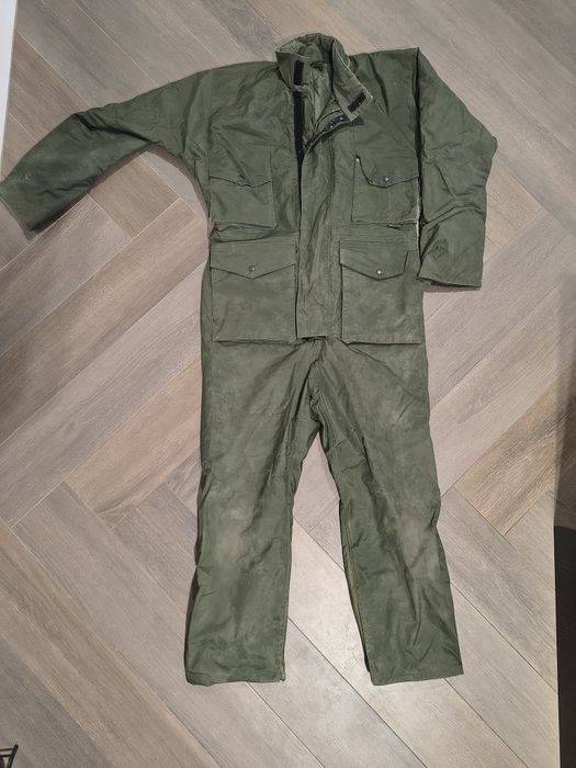 Комбінезон вітро- водонепроникний