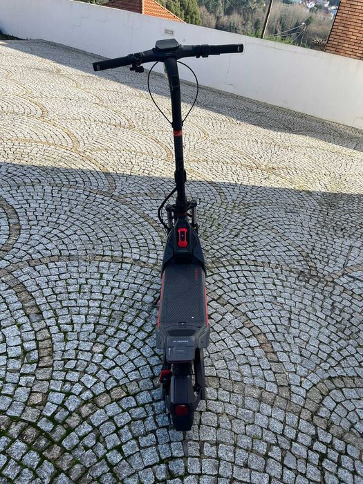Trotinete Segway ZT3 PRO