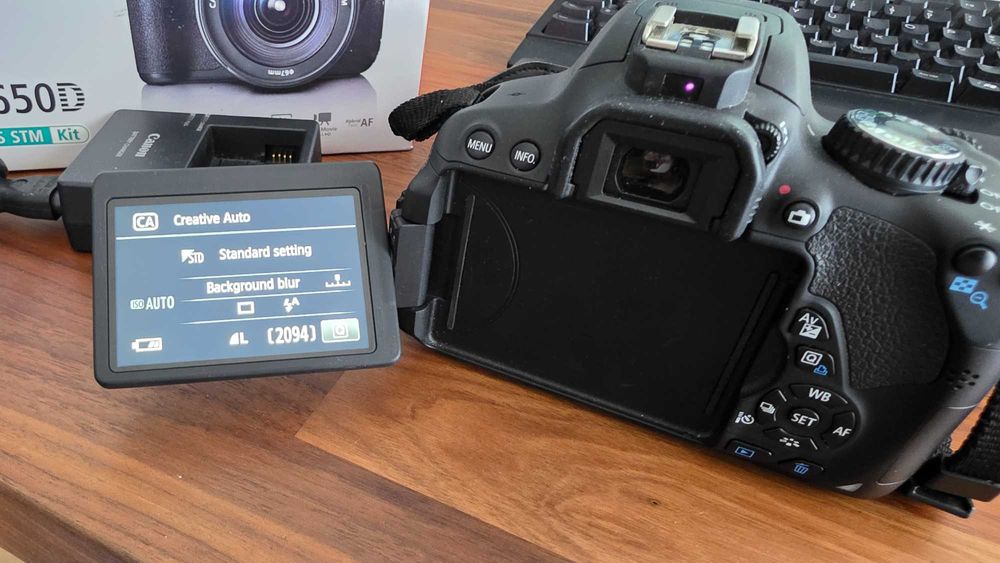 Canon 650D + extras