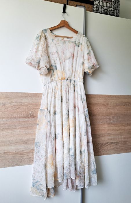 Donna długa damska sukienka maxi midi L 40 pastelowa kwiecista efektowna elegancka na wesele lato letnia romantyczna bufiaste krótkie rękawy