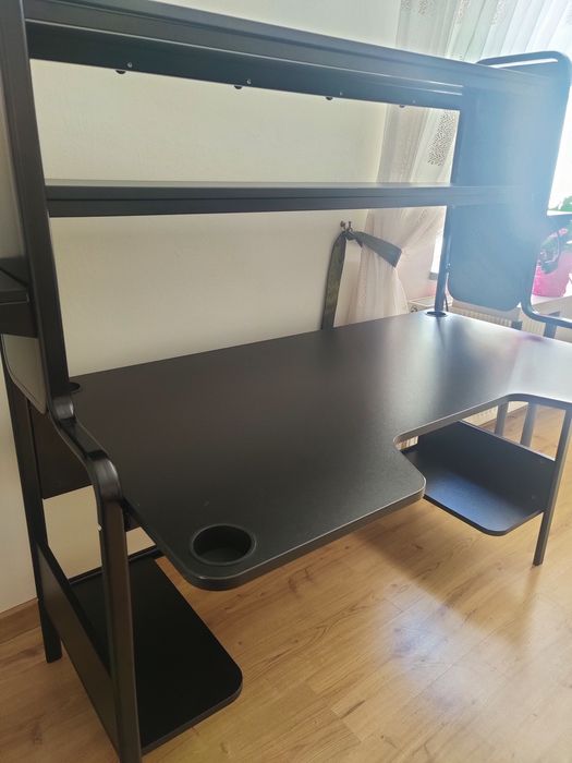 Biurko gamingowe Ikea Fredde