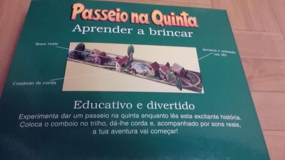 Passeio na Quinta - Porto Editora