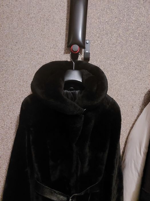 Шуба жіноча з мутона
