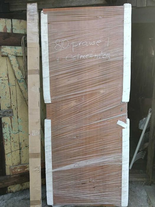 drzwi wewnętrzne nowe 80 prawe z ościeżnicą