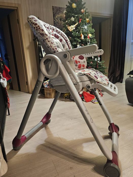 Дитячий стілець для годування Chicco