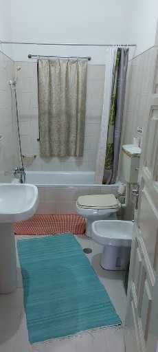 Quarto com ótimas condições