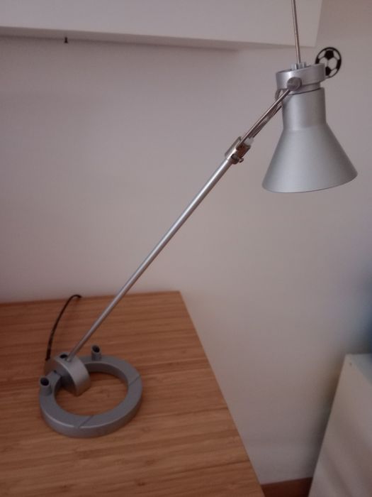 Candeeiro de mesa
