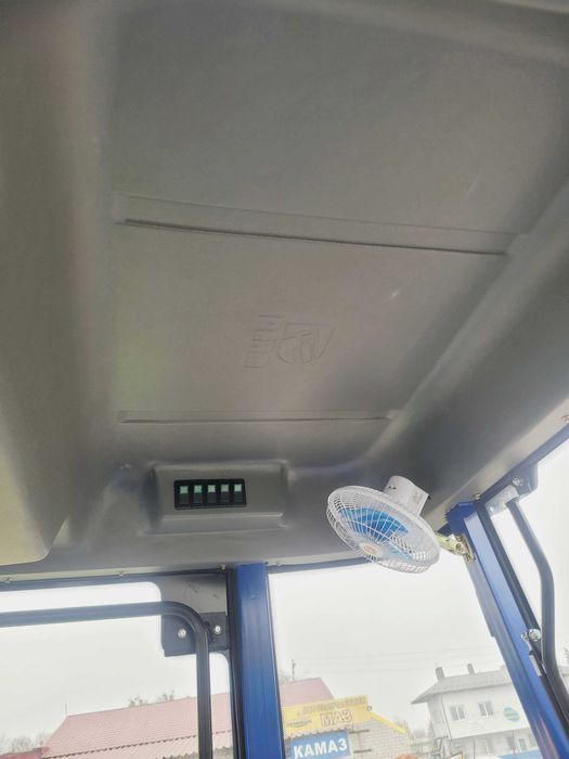 Мінітрактор DONGFENG DF 404 G2 реверс з кабіною