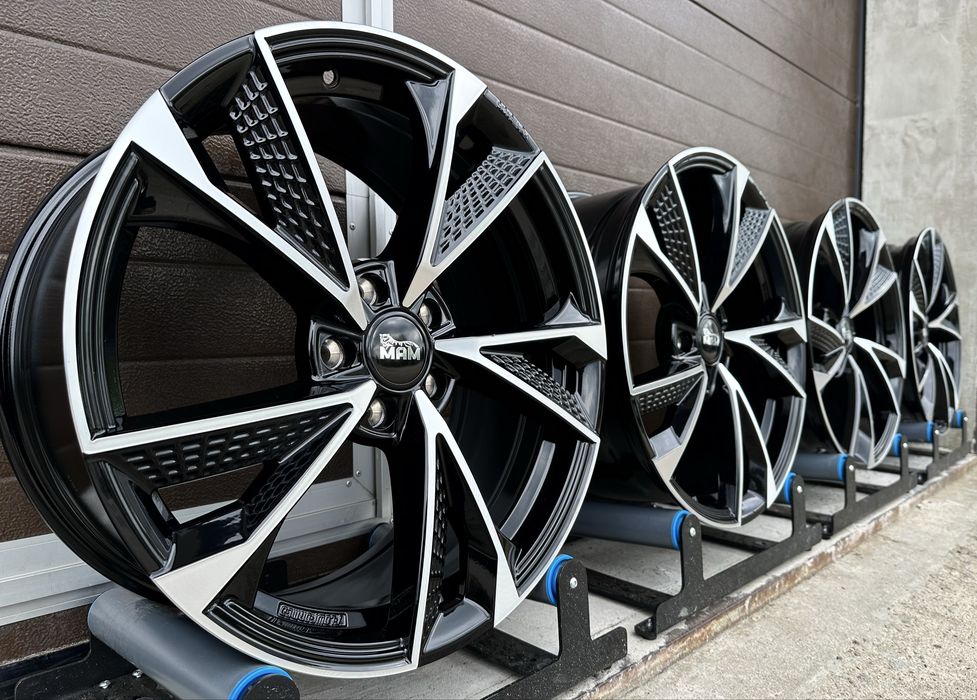 4x felgi aluminiowe NOWE 5x114,3 r18 et45 8J Alufelgi Czarne 18”