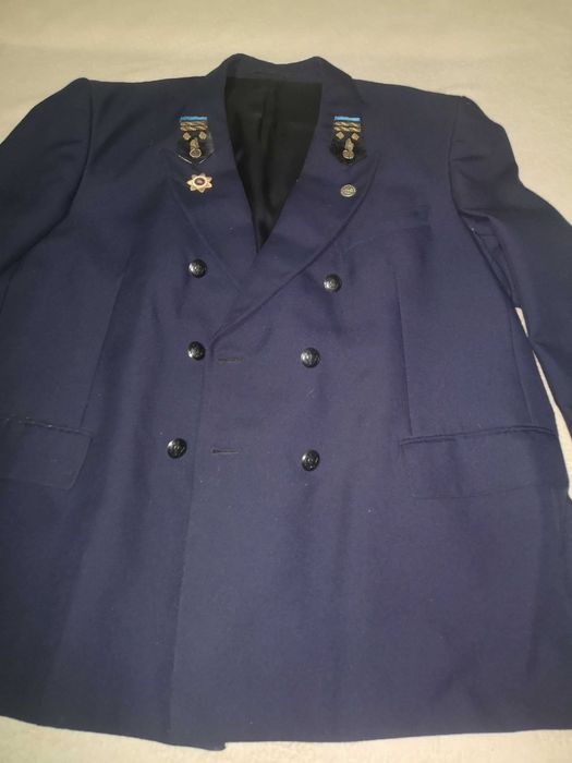 Czapka PKP oraz mundur maszynisty