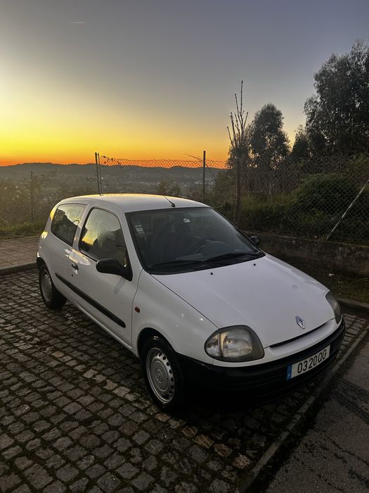 Renault clio  1.9D