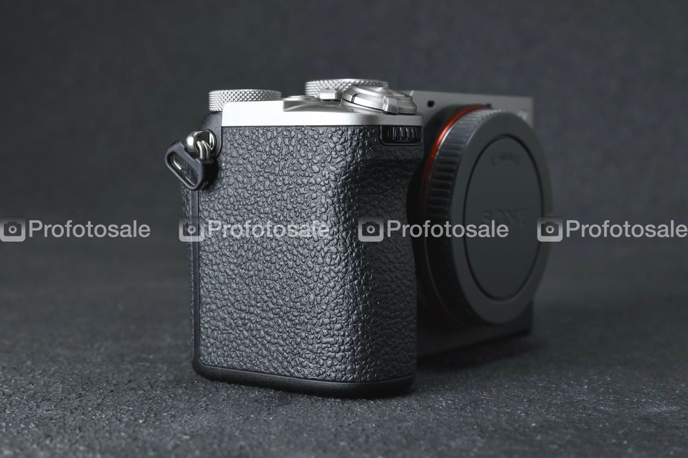 Фотоапарат Sony Alpha A7CR Body
