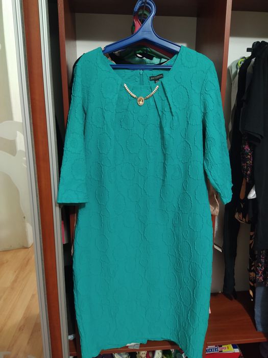 Женкое платьн 50р.