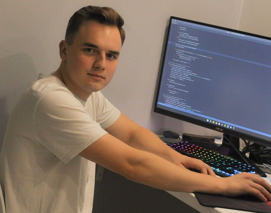 Репетитор програмування Python, HTML/CSS, JS | Викладач Пайтон