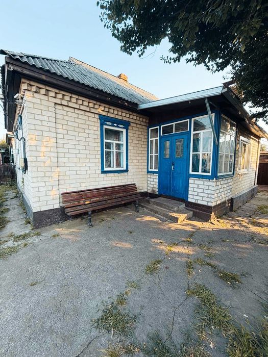 Сертифікати. Є Відновлення. Продам будин в центрі с.Піщане