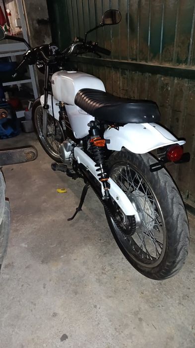 Honda CB / CG 125 Customizada (Estilo Scrambler / Cafe Racer)