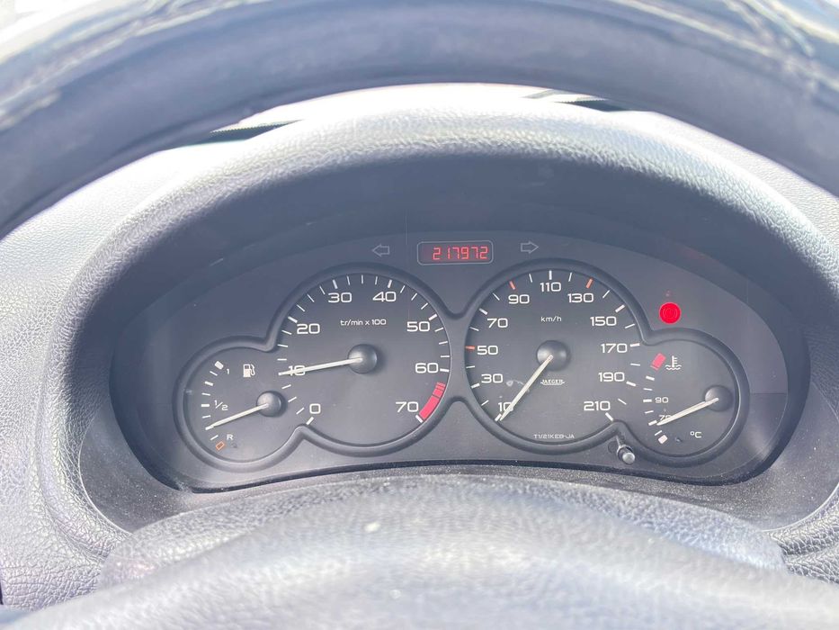 Peugeot 206 Hatchback 1.1 foto 5