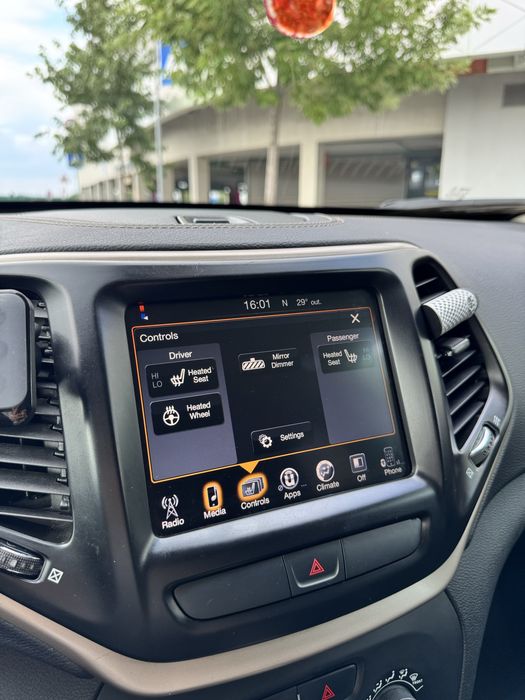 Jeep Cherokee 2017 p