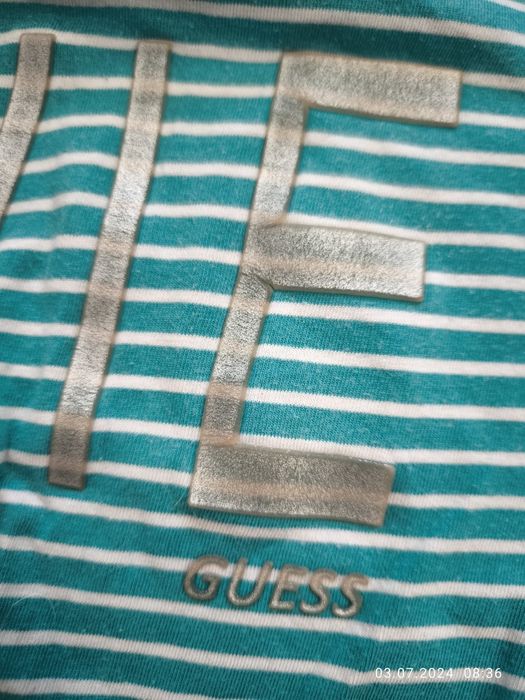 T-shirt damski Guess