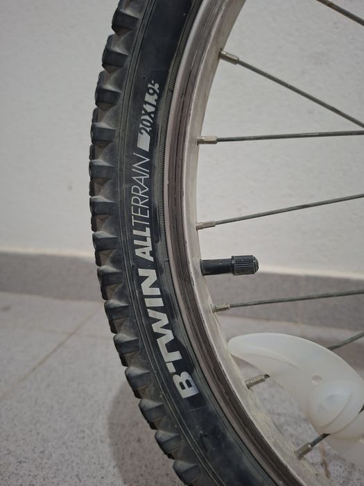 Bicicleta Twin Racing Boy 320 de 20 polegadas