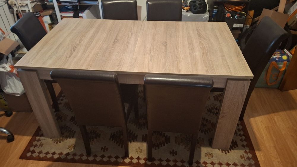 Mesa de sala de jantar