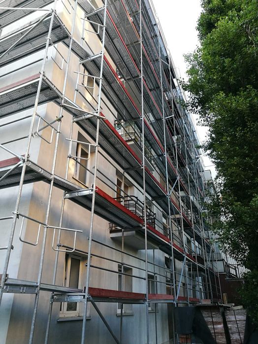 Wynajem rusztowań, rusztowania fasadowe, rusztowanie elewacyjne