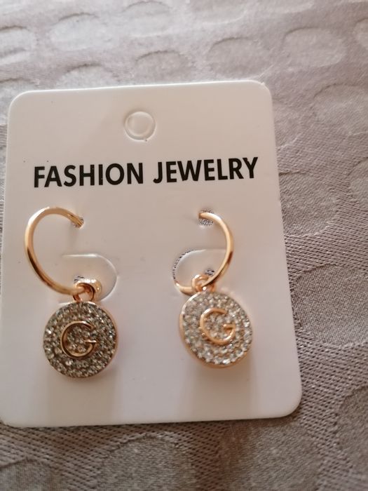 Kolczyki sztuczna biżuteria