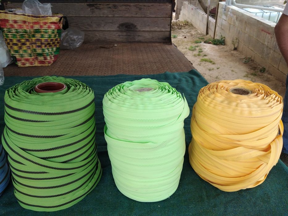 Rolos de fechos  para costura