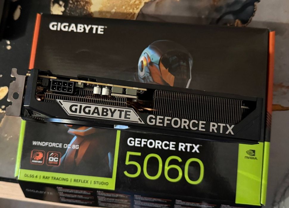 Продаю відеокарту rtx 5060