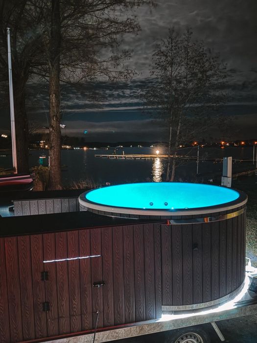 Balia bania jacuzzi mobilna na wynajem 10 osób