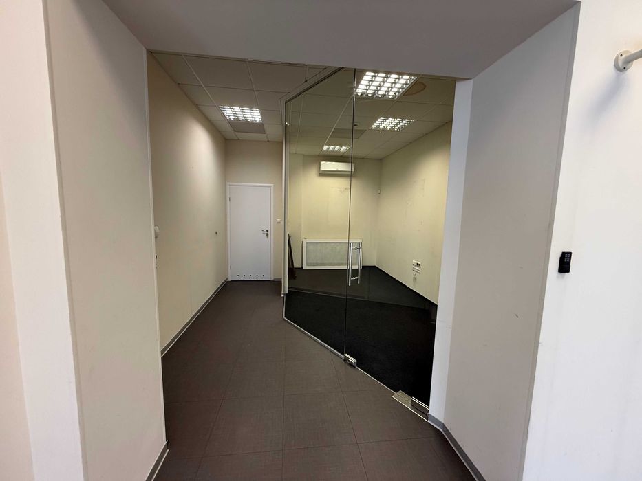 Gotowe od zaraz! | Lokal 75m² | Rynek Ostrowiec Św. | Wyremontowany!