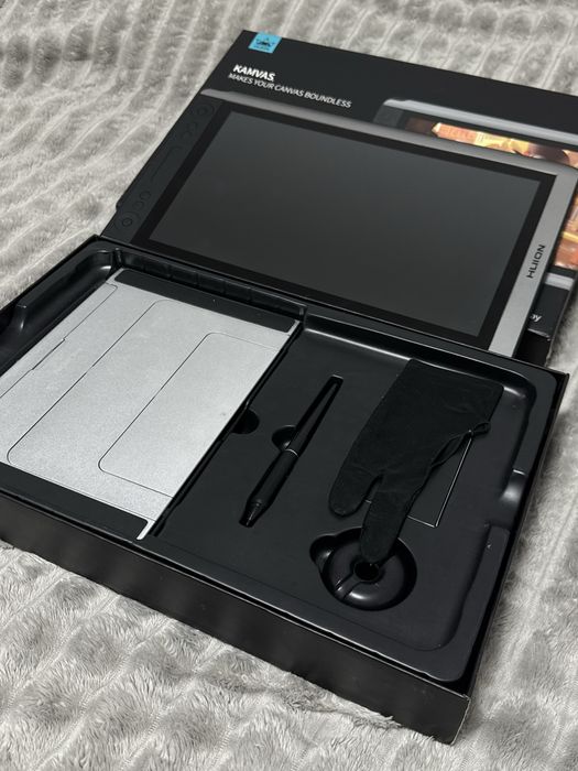 Huion Kamvas 16 б/у; графічний монітор