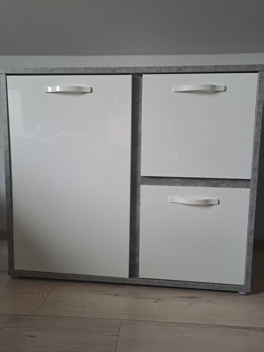 komoda niby beton