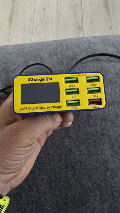 Inteligentna stacja ładująca USB Mechanic iCharge 6M z cyfrowym wyświetlaczem