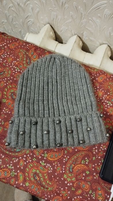 Зимова жіноча шапка ангорка без флісу.Жіноча шапка тепла.