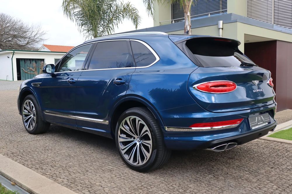 Bentley Bentayga V8 Azure foto 4