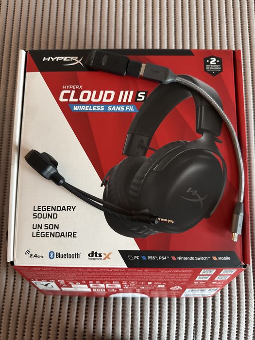 HyperX Cloud III Wireless (Preto) – Como Novos (3 meses de uso)